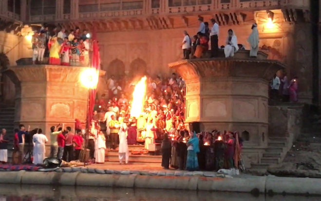 Aarti at Keshi Ghat